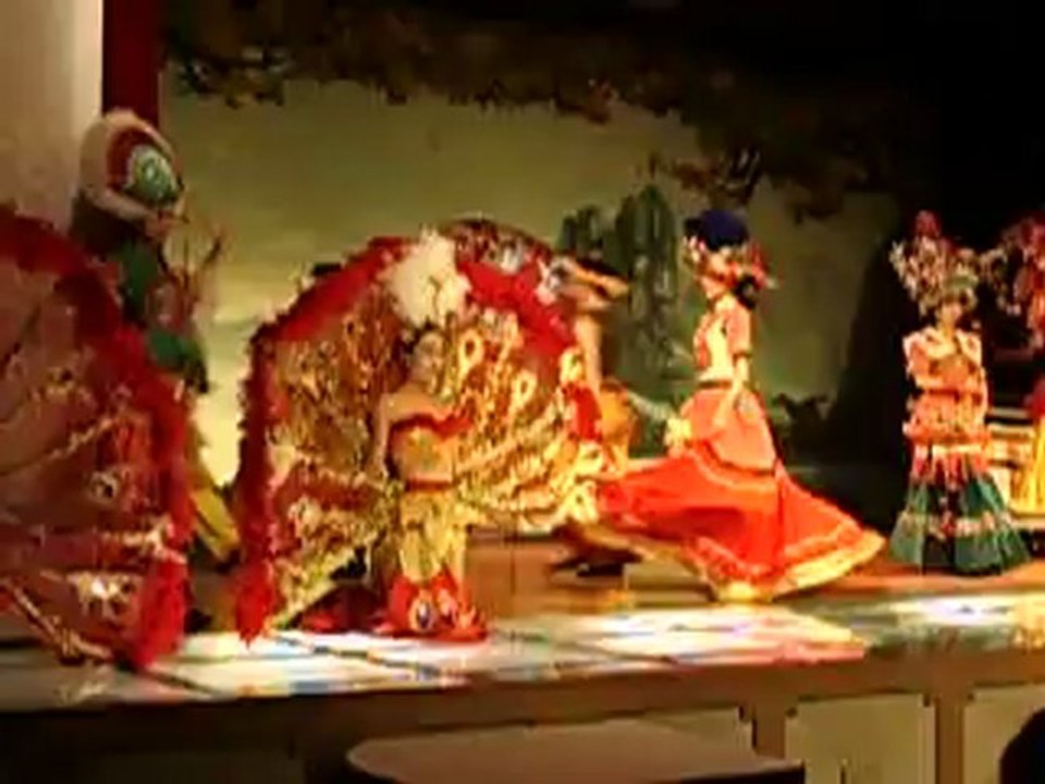 IMGP1472 Chine, spectacle des minorités ethniques à Guilin