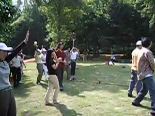 IMGP1842 Chine, tir à la corde dans un parc de Shenzhen