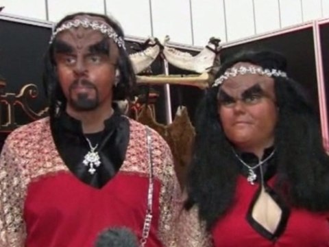Trekkies tie the knot at convention