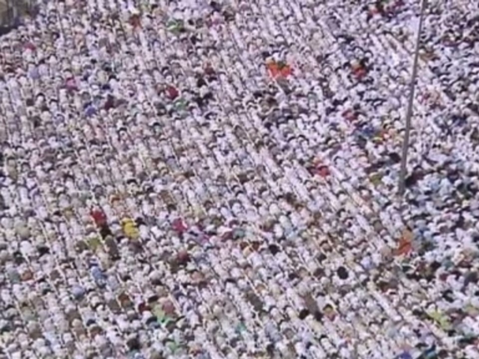 Pilgrims arrive in Mecca for haj