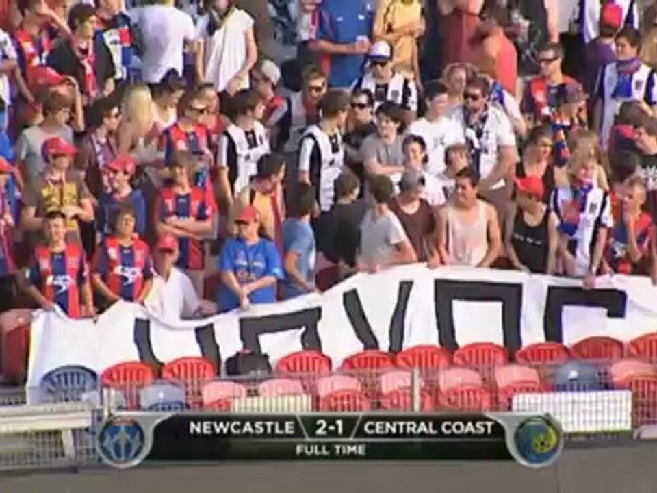 A-league: emile heskey, newcastles derby-matchwinner