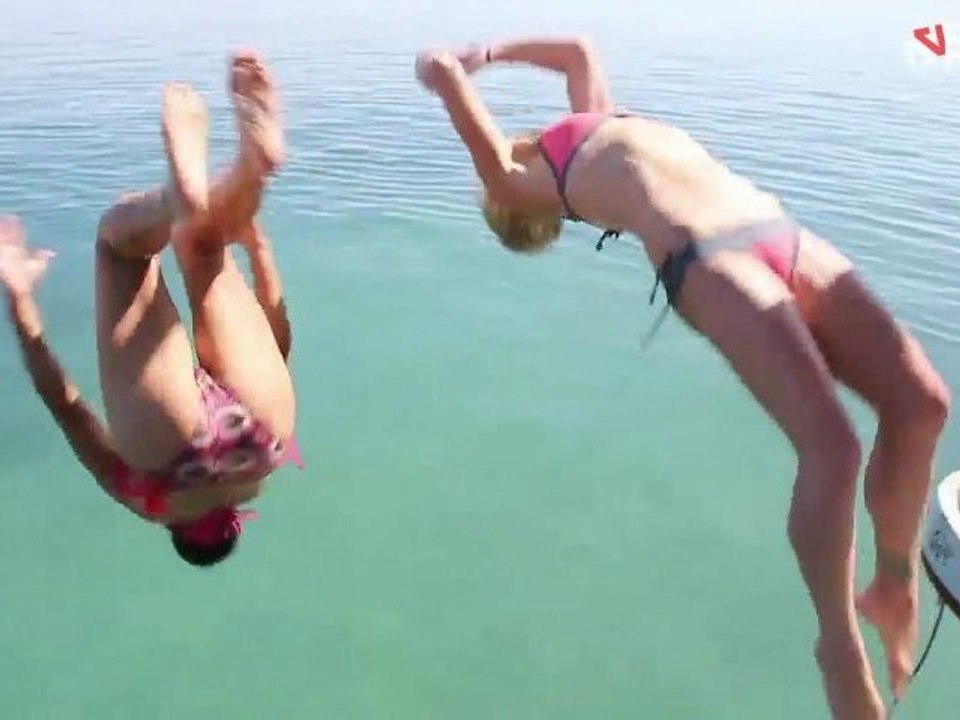 Chica Surf-Panama - Surf video - Cool Shoe Tricks & Chicks