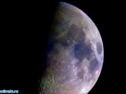 Сенсации -2013- Луна Обретает Свой Цвет