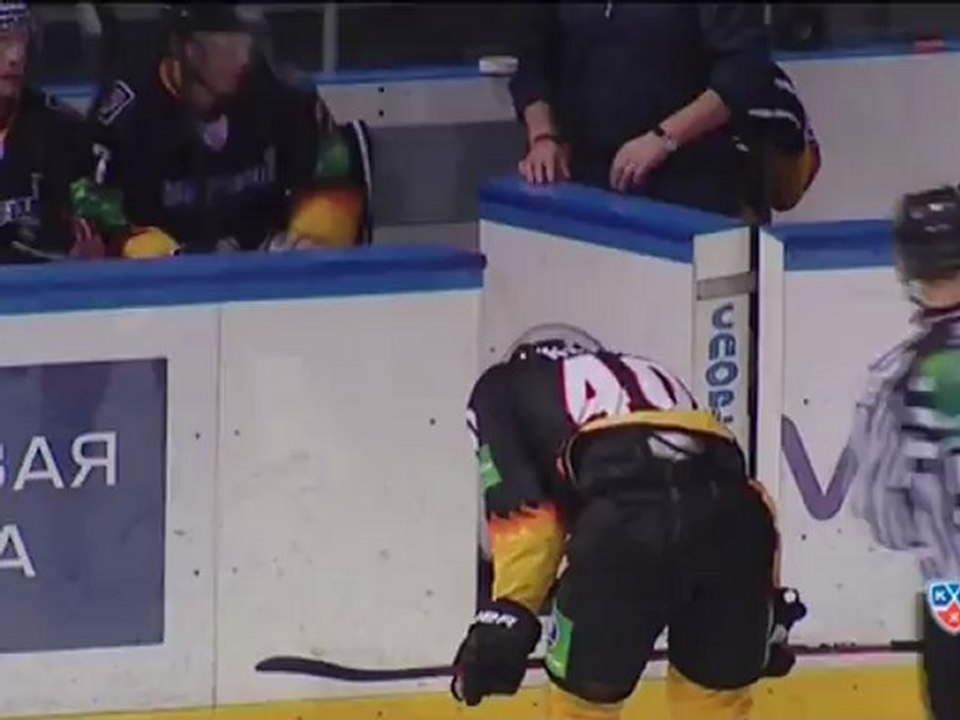 Hockey. 2012.10.20. KHL 2012-13. RS. Severstal - Avangard. [rgfootball.net] 2й