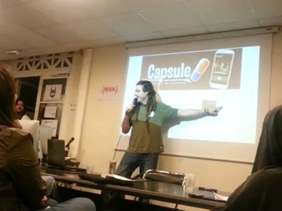 Capsule