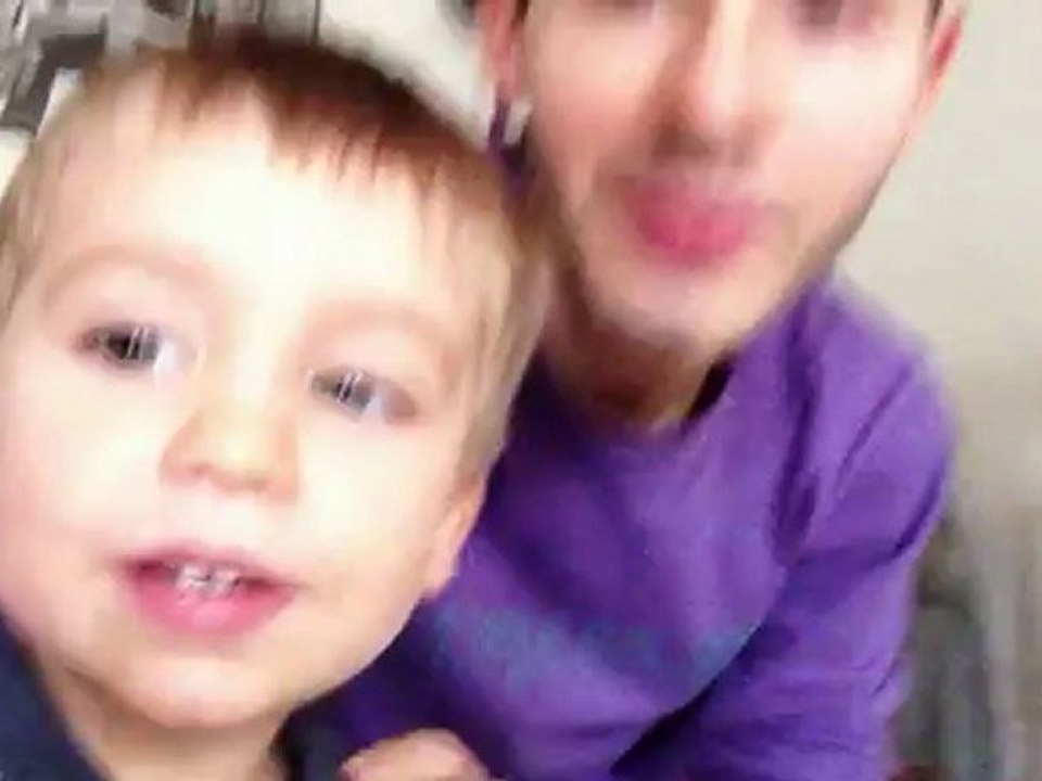 Un bonjour de Papa matthieu et Hugo