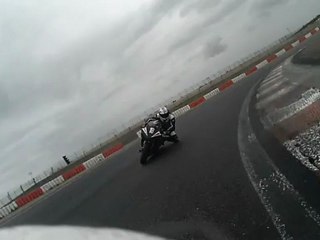 ledenon sous la pluie