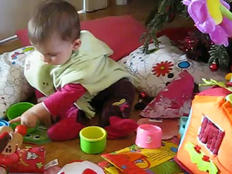 Son premier Noel avec la voix off de Maman