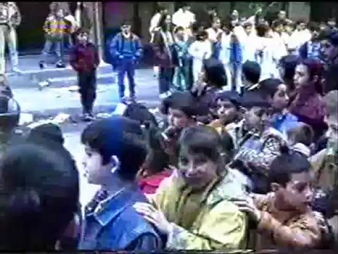 Lokma Bedava Sevgi Bedava Hoş Bir Seda Yaşa Lokmacı Baba. Video1