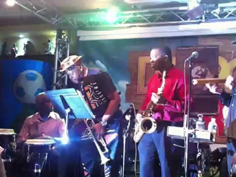 20122010slyat AFRICAN MUSIC HALL (15)