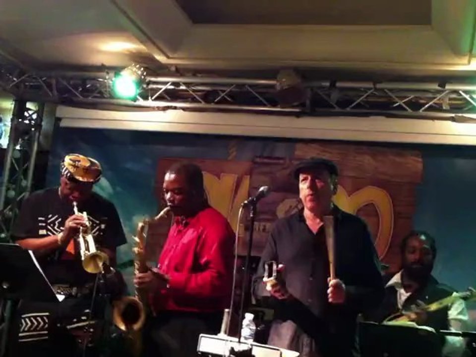 20122010slyat AFRICAN MUSIC HALL (17)
