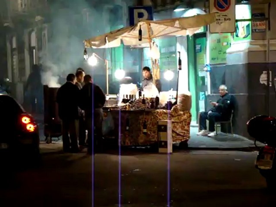 Catane de nuit - Marchands de marrons chauds