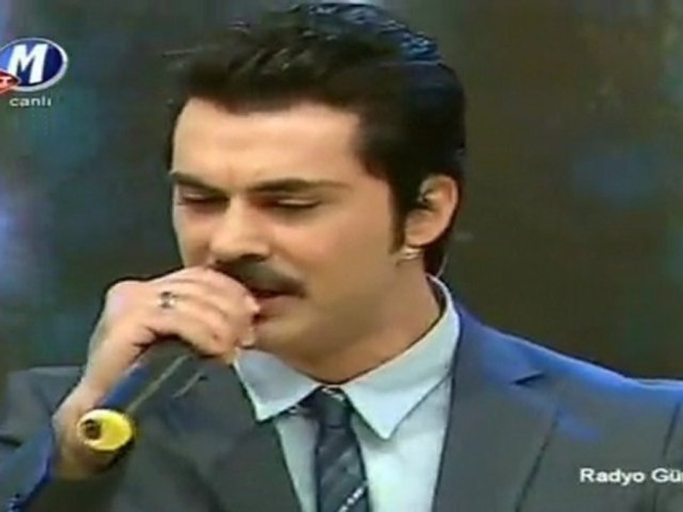 Fırat Kenarında Yüzen Kayıklar (Oktay Bora Ertu...