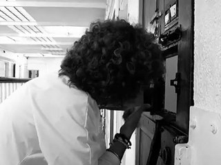 ETRE LA de Régis Sauder