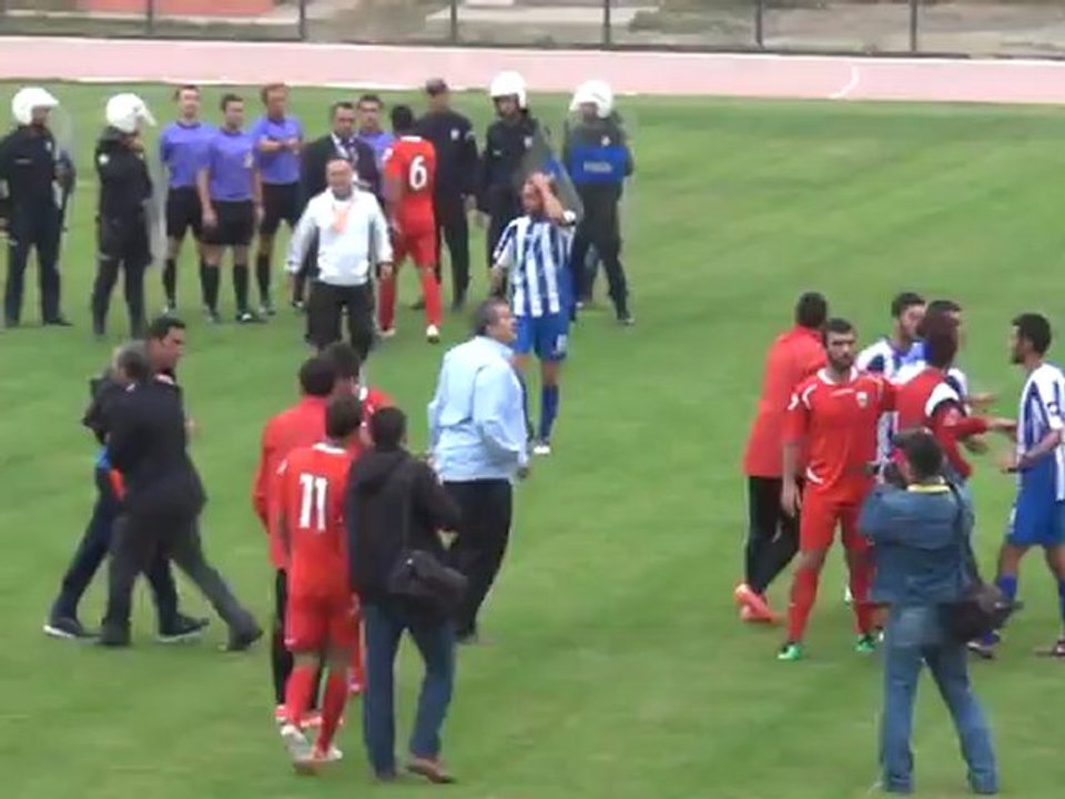 DİREKLER GEÇİT VERMEDİ