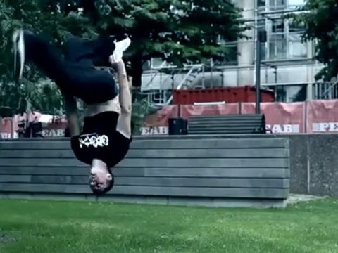 Accident de parkour - The Appli dispo sur l'app store Gratuit - # TheAppli