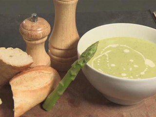 How to Cook a Soup of Creamed Asparagus