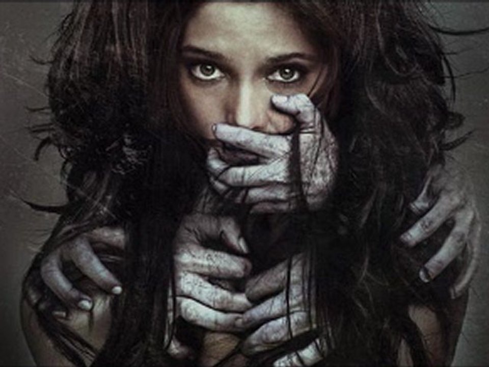 The Apparition (2012)  online watch www.hdmoviespool.com