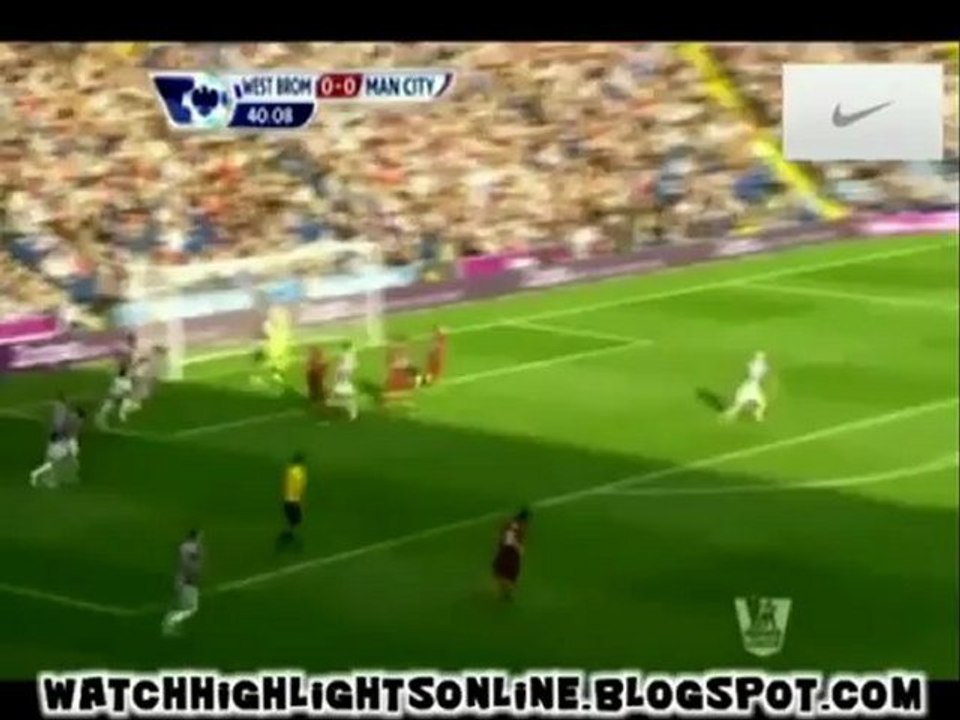 Balotilli great skill 1V3
