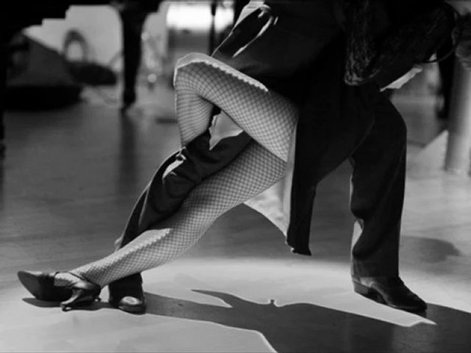 Julio Iglesias ~~ TANGO