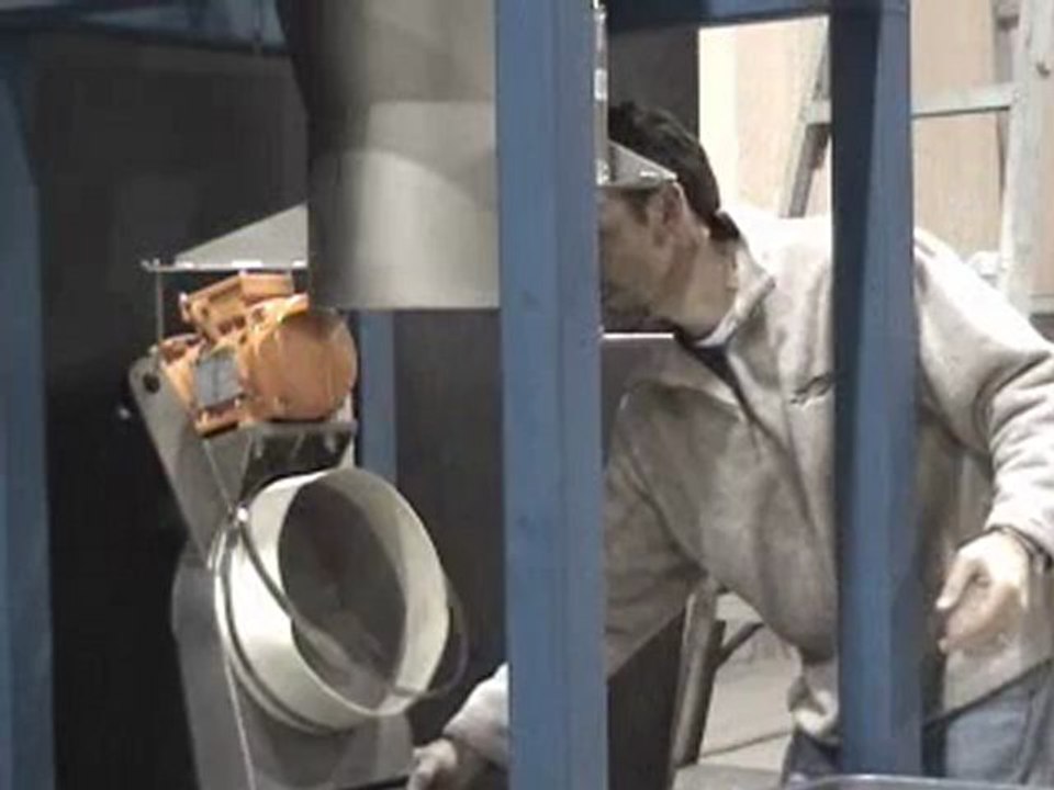 Geomate Vibratory Feeder  - Instant Off and No Moving Parts