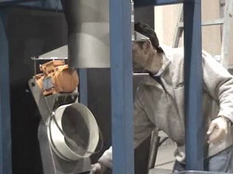 Geomate Vibratory Feeder - Instant Off and No Moving Parts