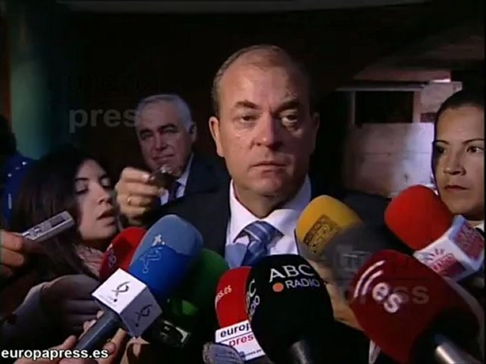 Monago: "La gente entiende los ajustes"