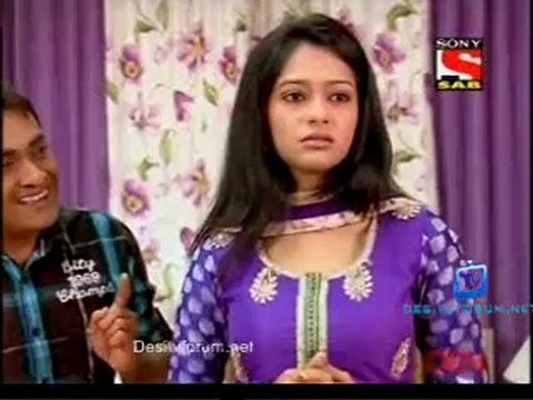 Golmaal Hai Bhai Sab Golmaal Hai 22nd October 2012 Video pt3