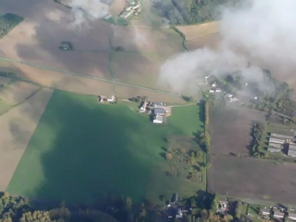 Vol paramoteur au dessus de Preuilly sur Claise 22-10-2012