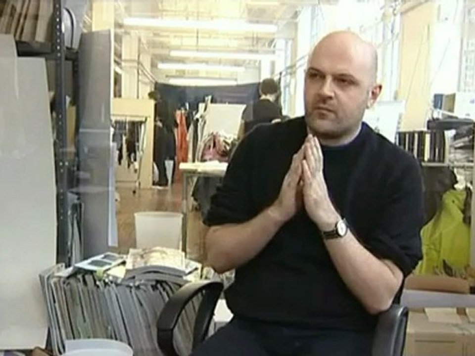 Hussein Chalayan 1998--BETWEEN