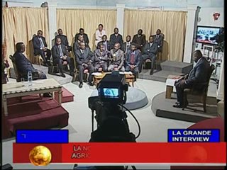 Emission La Grande Interview - Invité: Julien NKOGHE BEKALE (Ministre de l'Agriculture) - Mercredi 17 octobre 2012 - Part2