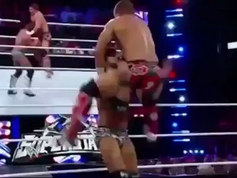 WWE Superstars Tyson Kidd vs Justin Gabriel 3-29-12