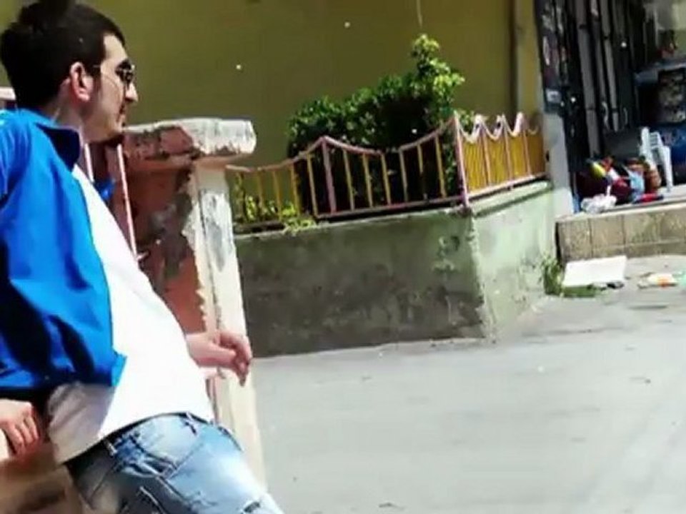 KalpsizKral & Akın Ahzar & Slower Emre - Tenekeler 2012 {DJ KRAL}