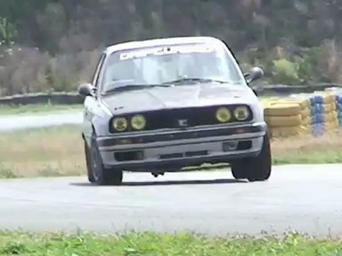 drift bmw e30 circuit du bourbonnais