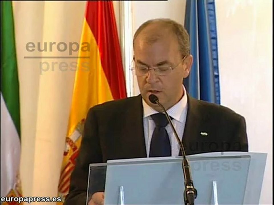 Monago: Extremadura "no es bono basura"