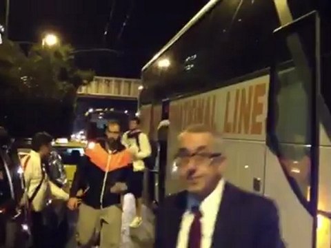 Άφιξη του Ολυμπιακού στο ΣΕΦ μετά τη νίκη στο ΟΑΚΑ (22/10/12)