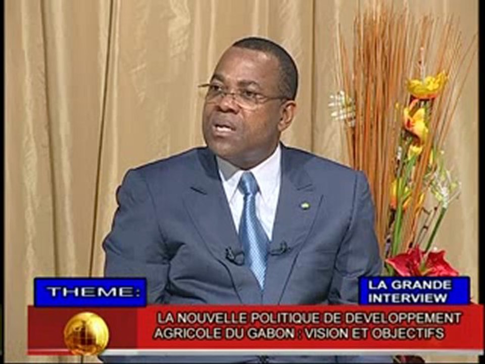 Emission  La Grande Interview - Invité Julien NKOGHE BEKALE (Ministre de l'Agriculture) - Mercredi 17 octobre 2012 - Part3