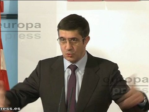 Patxi López seguirá al frente del PSE