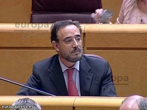 De Guindos dice que los inversores extranjeros vuelven a comprar deuda