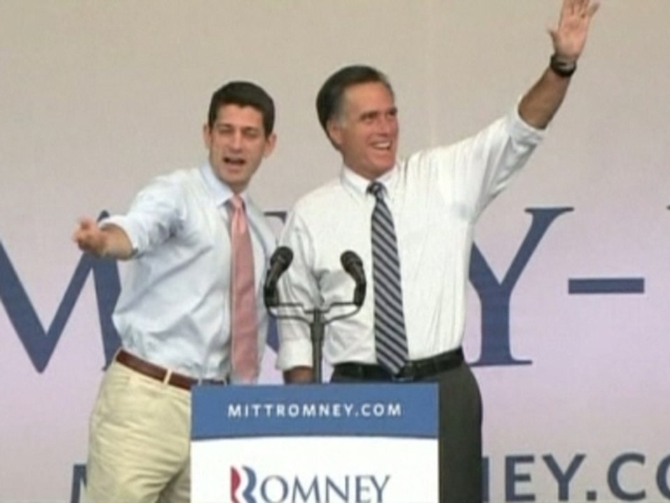 Obama, Romney campaign in swing states.