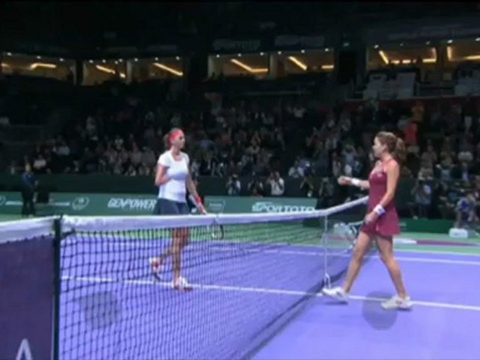 Istanbul: Radwanska schlägt Kvitova