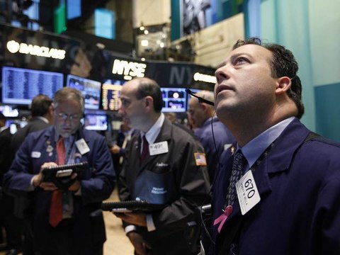 Weak Earnings Bring the Dow to its Lowest Since June