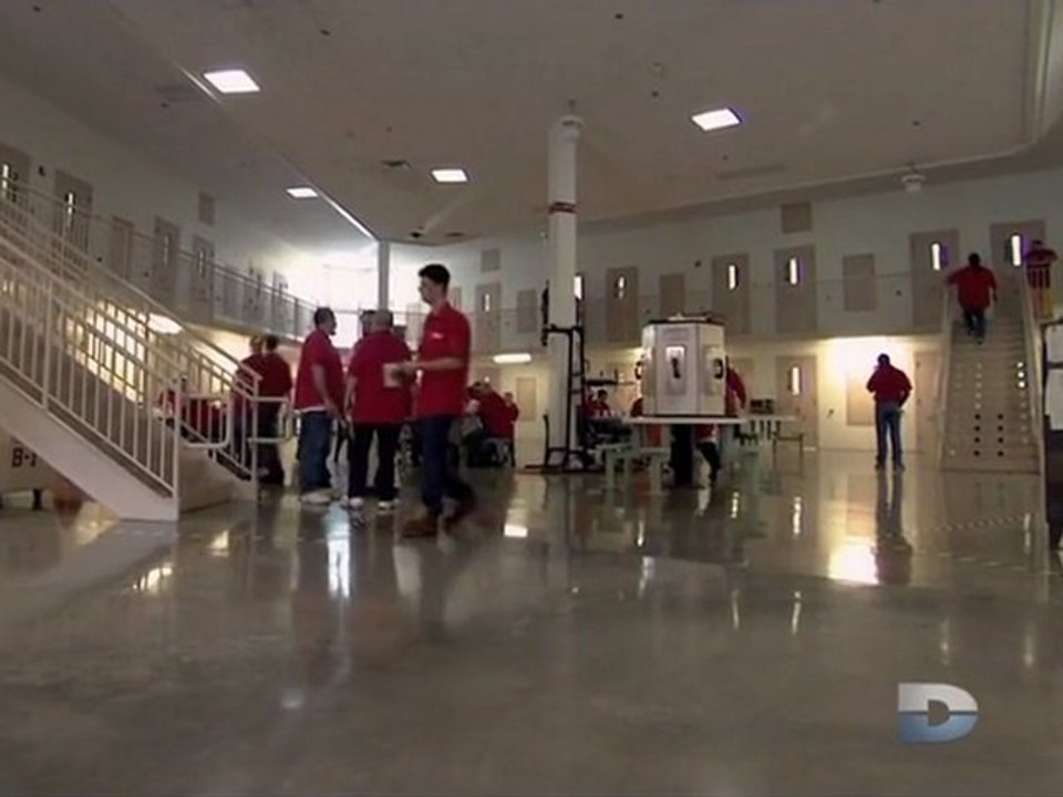 nwodkcol S02ep02 (docu prison)