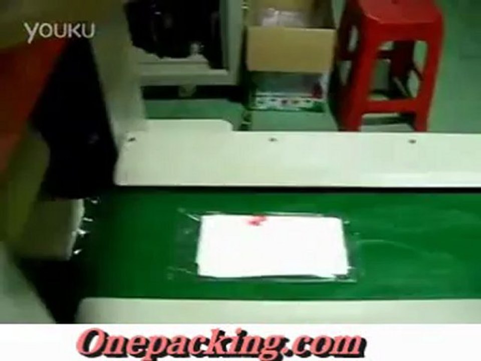 Depilatory wax paper packaging machine
