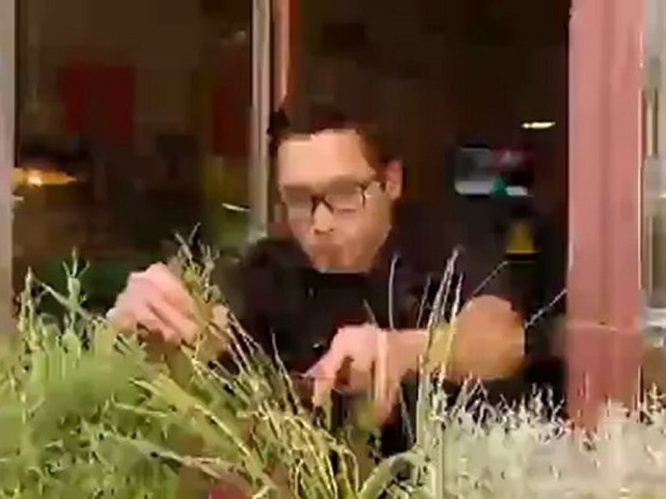 Hirschrücken mit bayerischen Knödeln | Euromaxx a la carte