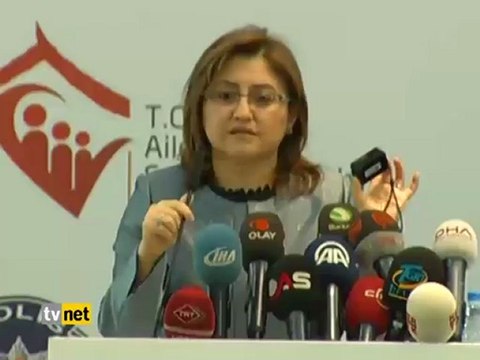 PANİK SEVGİ BUTONU FATMA ŞAHİN