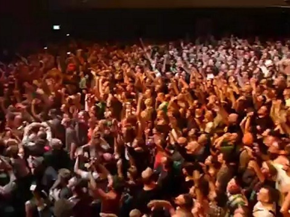 The Pogues - Olympia 2012 - Dirty Old Town