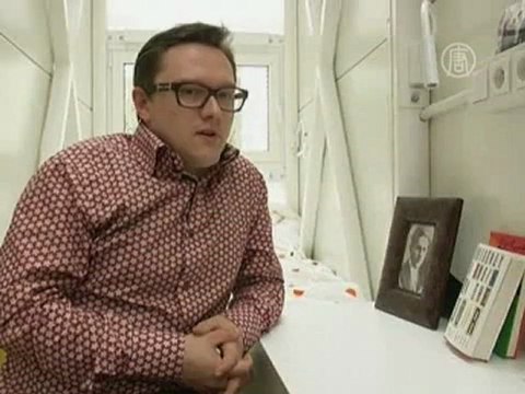 Самый узкий дом в мире появился в Варшаве