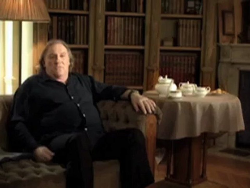 Gérard Depardieu dans une pub improbable pour une banque russe