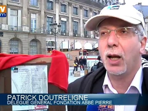 Opération coup de poing de la fondation Abbé Pierre devant le ministère de la Justice